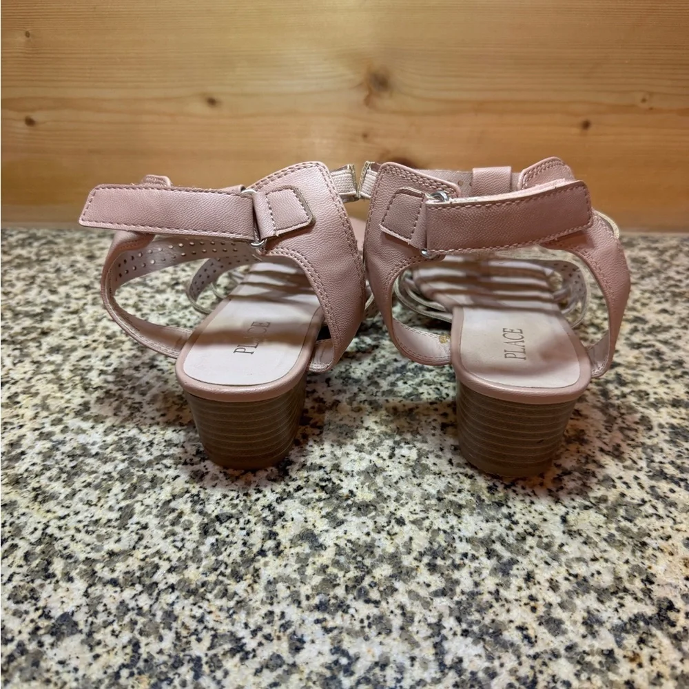 Children’s Placed Girls Size 4 Pink Strappy‎ Sandals